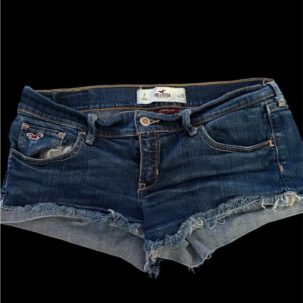 Hollister ripped jean shorts size 7 (28)